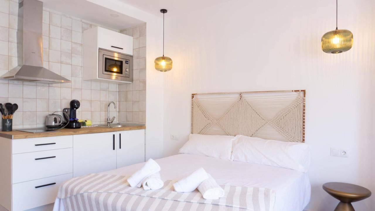 Apartment Carihuela Beach Malaga Torremolinos Eksteriør bilde