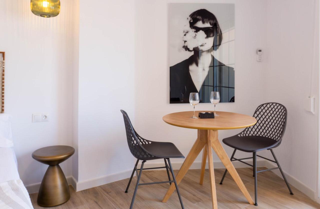 Apartment Carihuela Beach Malaga Torremolinos Eksteriør bilde